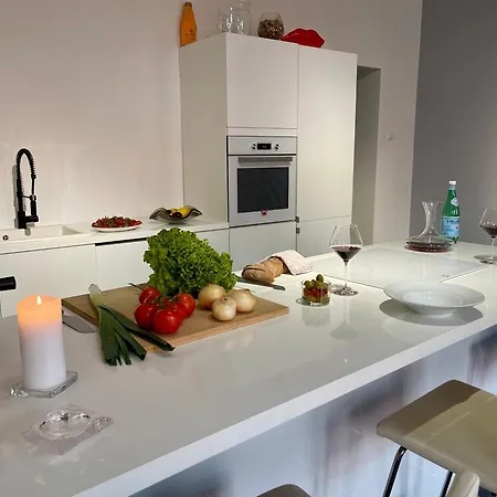 Stylish With A Chefs Kitchen شقة ريغا